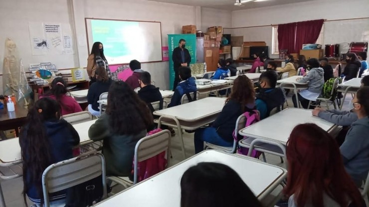 Taller de educación y concientización ambiental